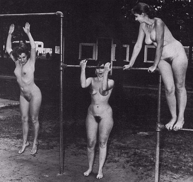 Gym nude vintage ts